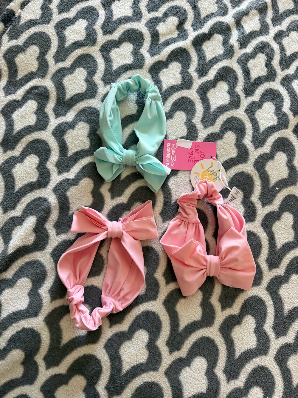 Ruffle Butts NWT Three Swim bow headband
